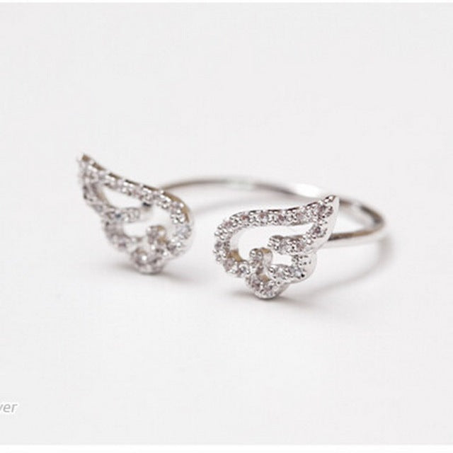 Fashion Silver Color Dancing Moving Butterfly Rings Dainty Insect Minimalist Rings For Women